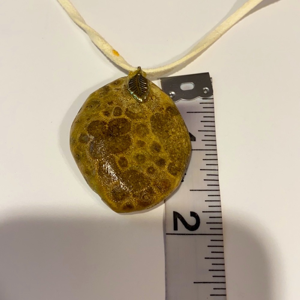 Petoskey Stone Fabric Chain 18” Necklace Jewelry - Picture 6 of 11